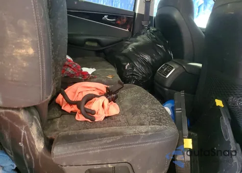 2017 Kia Sorento Lx from USA, damaged, VIN 5XYPG4A58HG288643